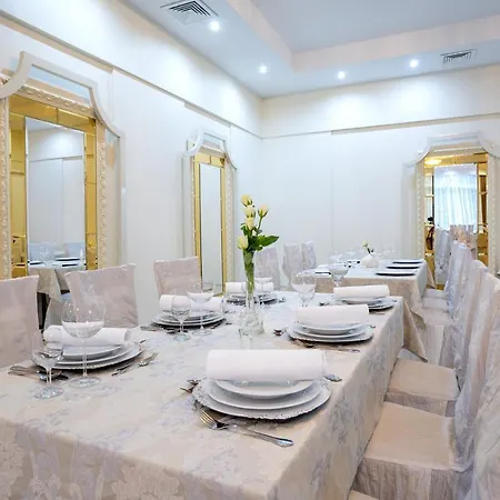 Отель Lord Горлице